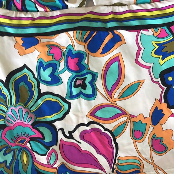 Trina Turk Mandalay Tankini Top 4 and 6 NWT - Picture 5 of 10